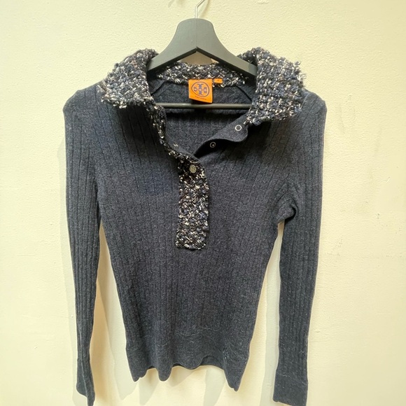 Tory Burch Gray Sweater with Textured Collar - Picture 2 of 6